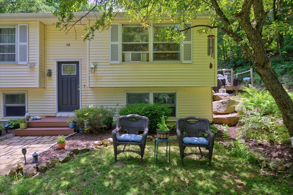 50 Monson Road Wales, MA 01081 - Photo 7 of 34