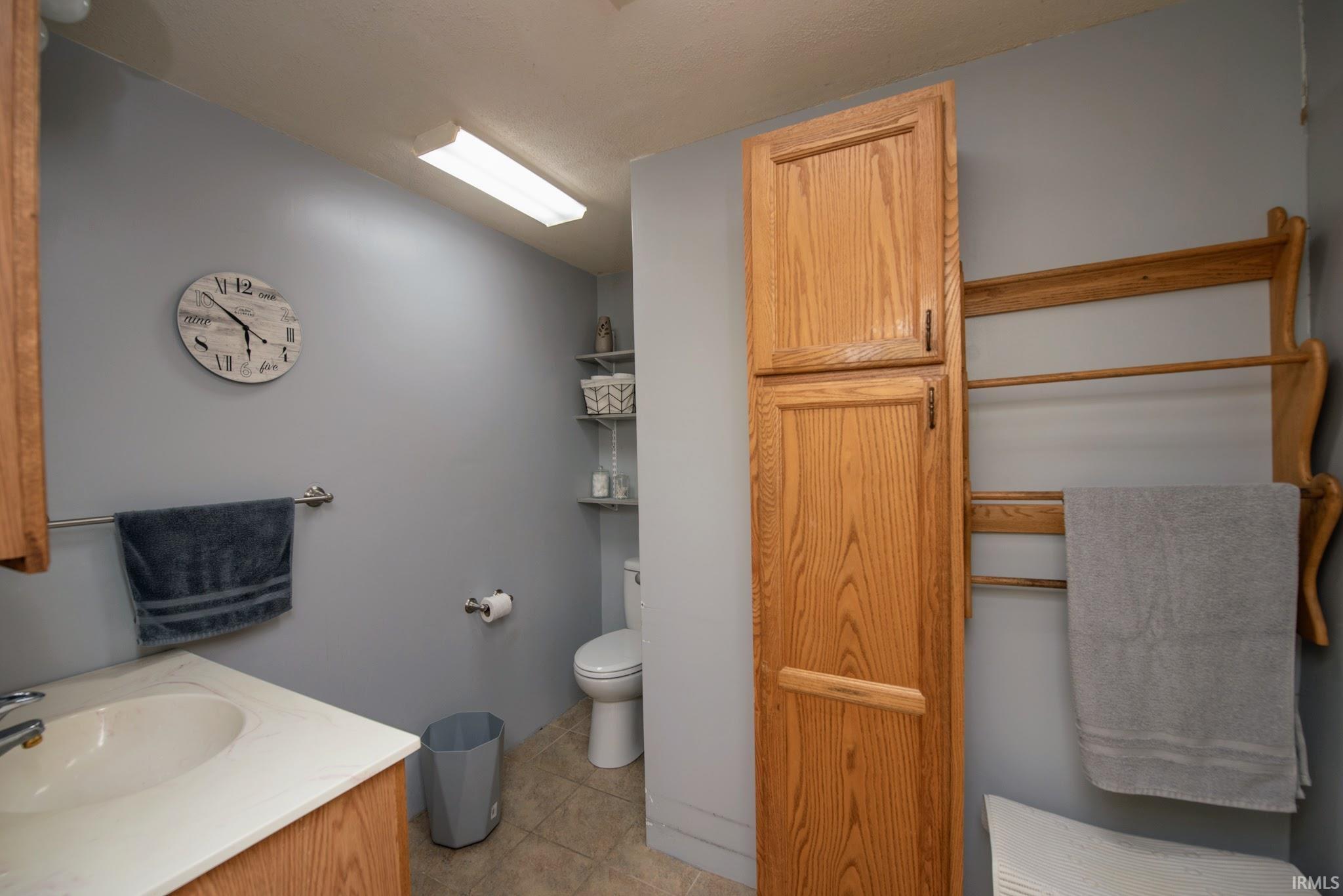 63 West 145 South Bringhurst, IN 46913 - Photo 4 of 22