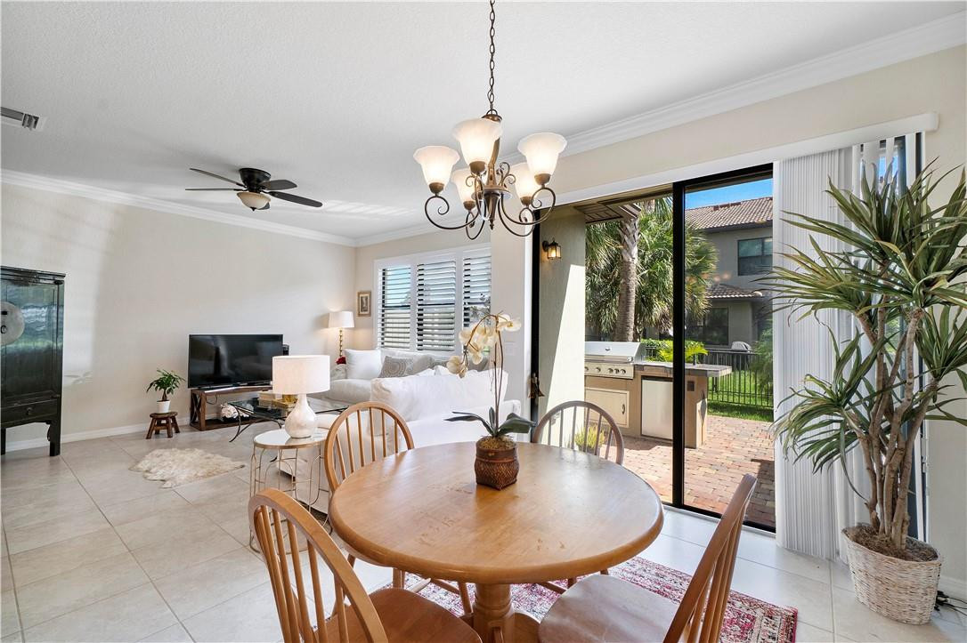 8332 Rearing Lane Lake Worth, FL 33467 - Photo 23 of 30 Dining area