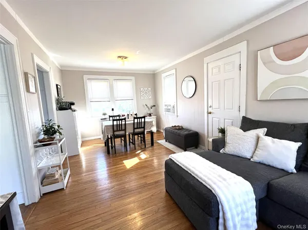 $3,400 | 58 Illinois Avenue, Unit TOP, Long Beach, NY 11561