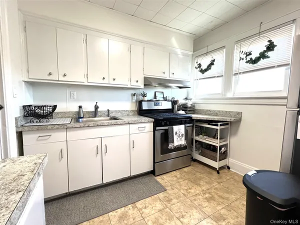 $3,400 | 58 Illinois Avenue, Unit TOP, Long Beach, NY 11561