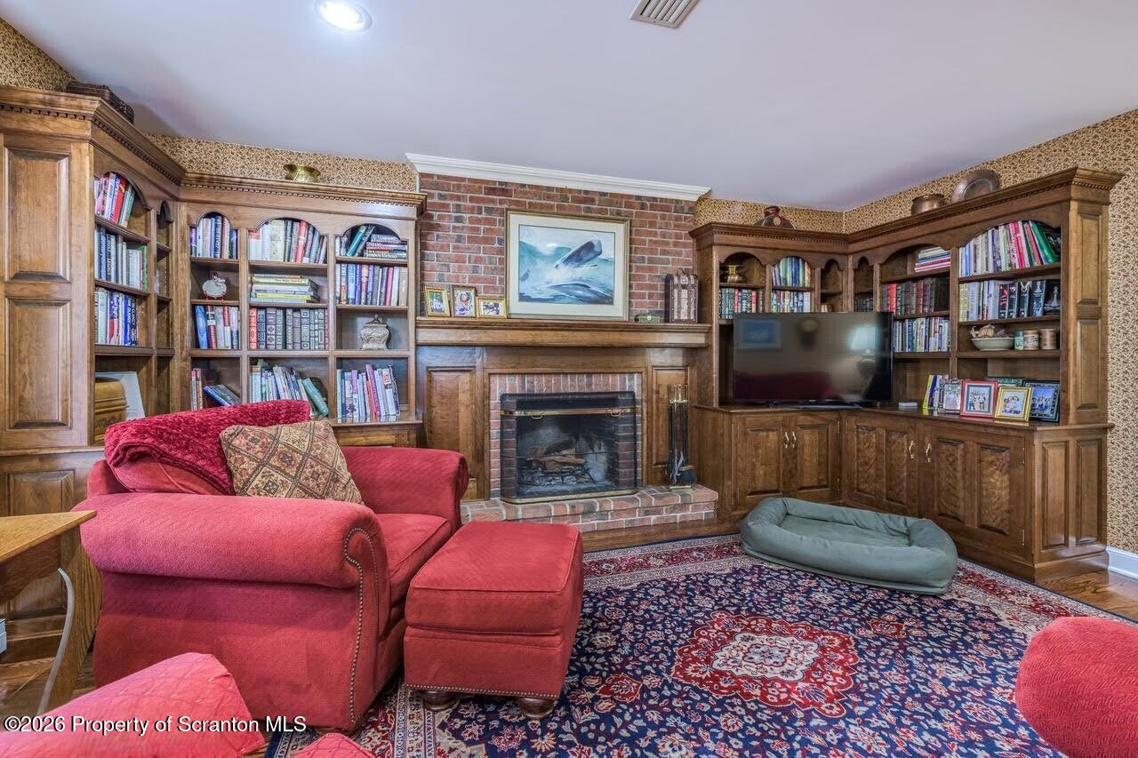 11 Rice Drive Dallas, PA 18612 - Photo 34 of 82 34