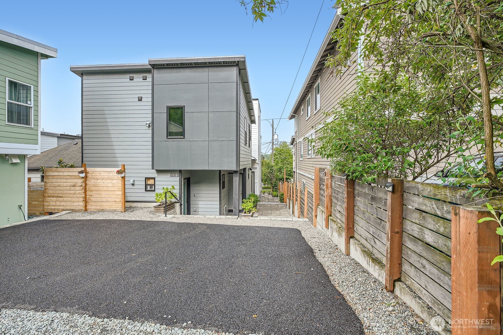 5930 18th Avenue South Seattle, WA 98108 - Photo 34 of 37