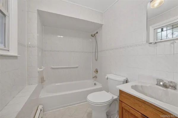 $789,000 | 16 Patti Lane, Yonkers, NY 10701