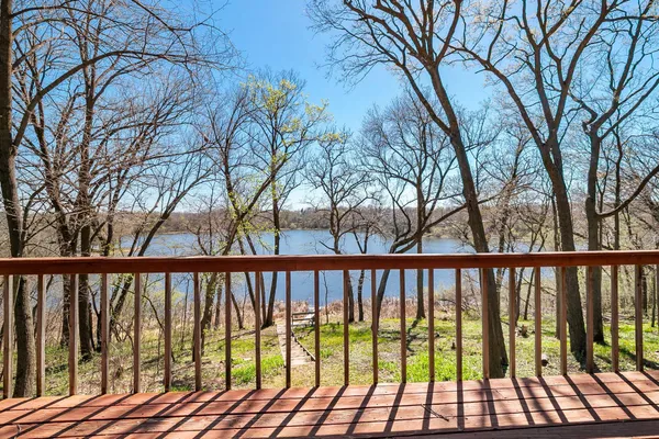 $800,000 | 7481 Long Lake Road, Willmar, MN 56201