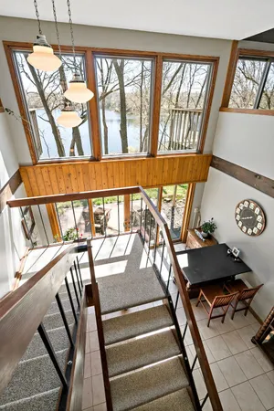 $800,000 | 7481 Long Lake Road, Willmar, MN 56201