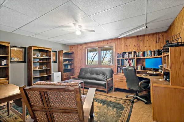 $800,000 | 7481 Long Lake Road, Willmar, MN 56201