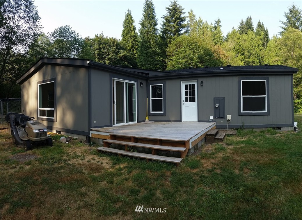 199 Lazy Road Longview, WA 98632 - Photo 2 of 16