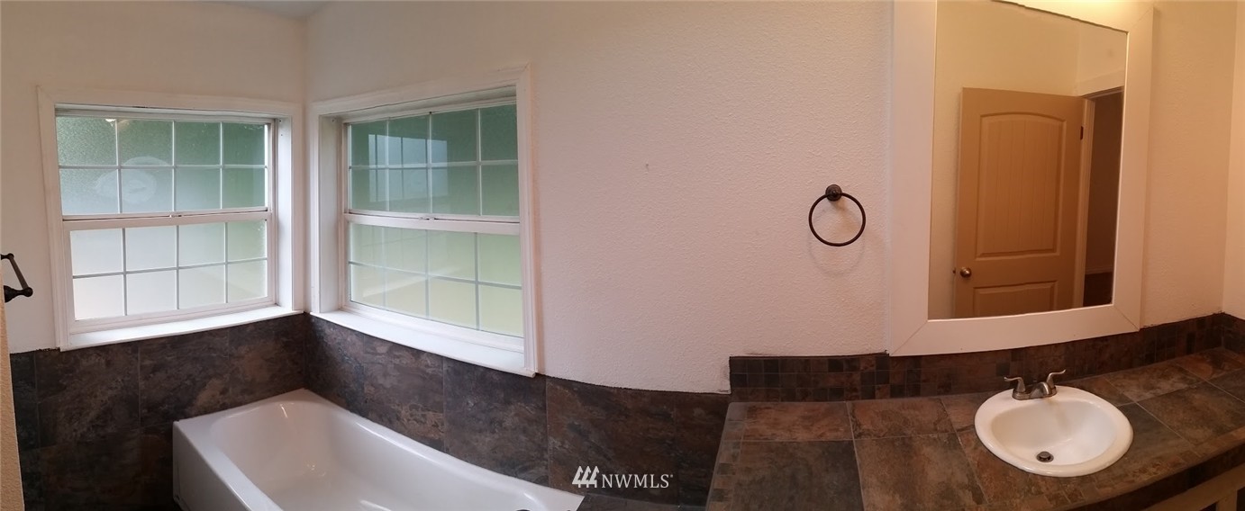 199 Lazy Road Longview, WA 98632 - Photo 15 of 16
