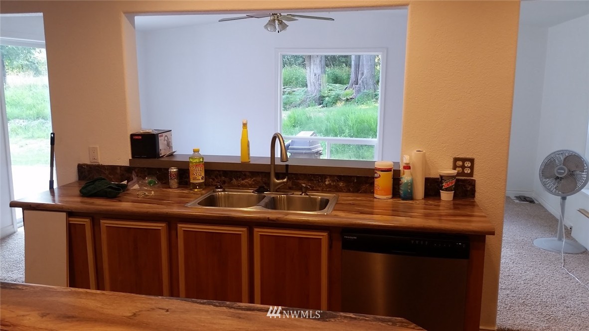 199 Lazy Road Longview, WA 98632 - Photo 7 of 16