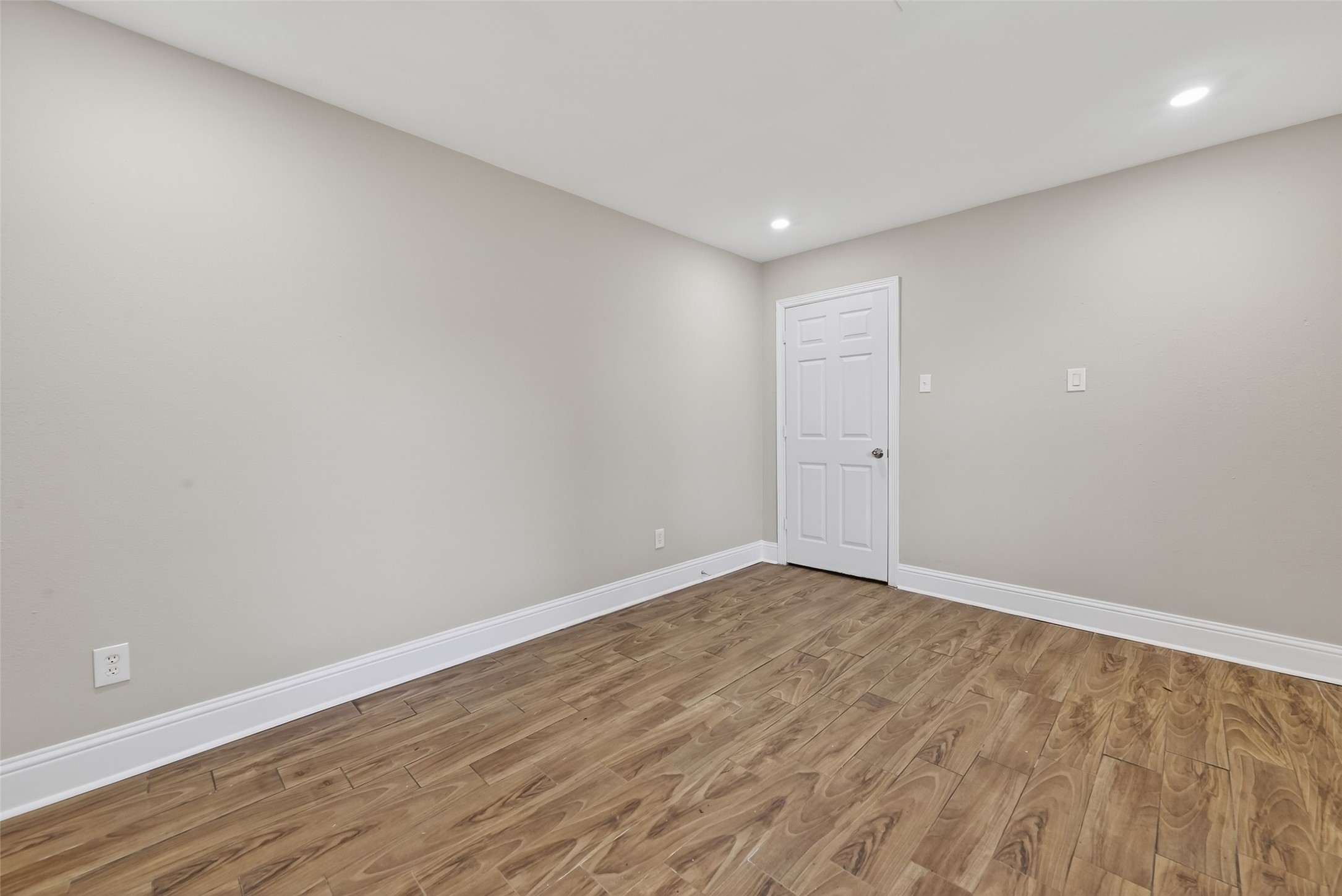 11107 Cedarview Lane Houston, TX 77041 - Photo 13 of 39