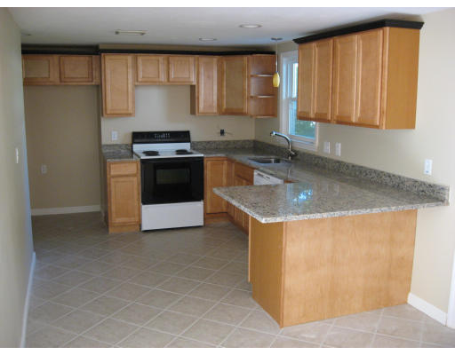 26 Wentworth Road Natick, MA 01760 - Photo 2 of 8