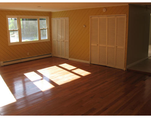 26 Wentworth Road Natick, MA 01760 - Photo 4 of 8