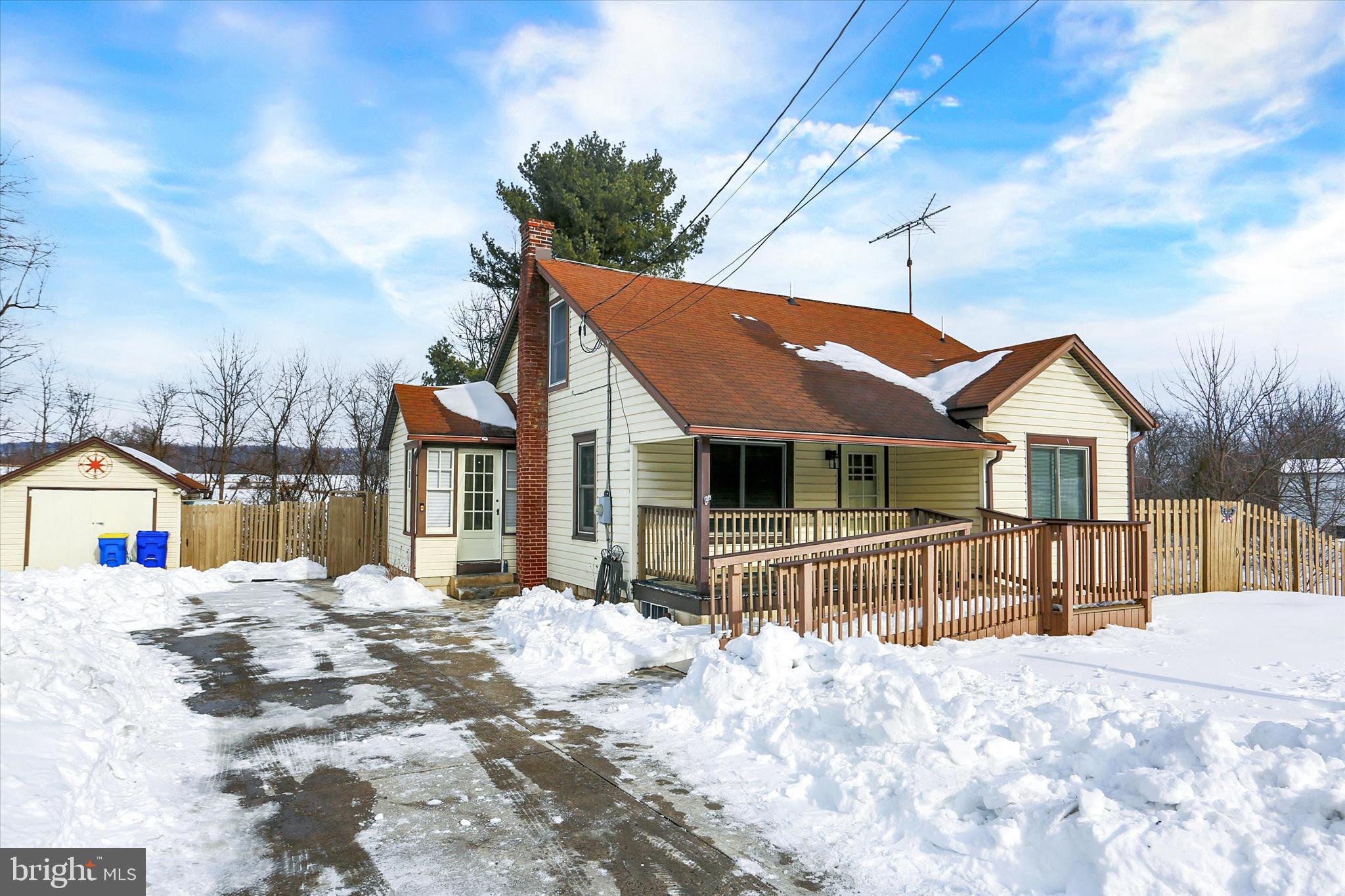 9250 Jonestown Road Grantville, PA 17028 - Photo 4 of 32