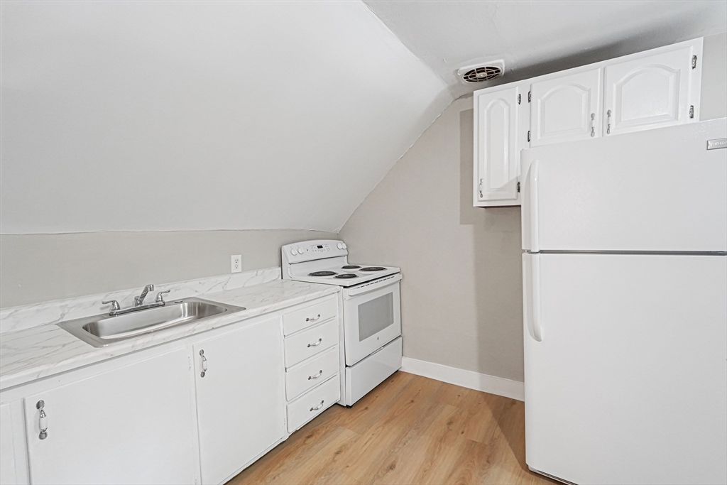 62 Willow Road Ayer, MA 01432 - Photo 14 of 32