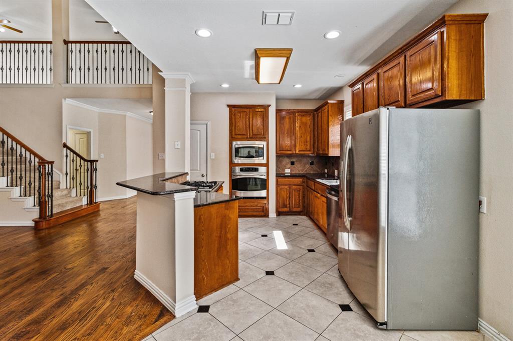 4908 Rushden Road McKinney, TX 75070 - Photo 15 of 35