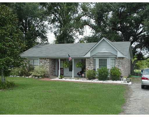 3401 Jerry Davis Road Moss Point, MS 39562 - Photo 1 of 7 Primary Photo
