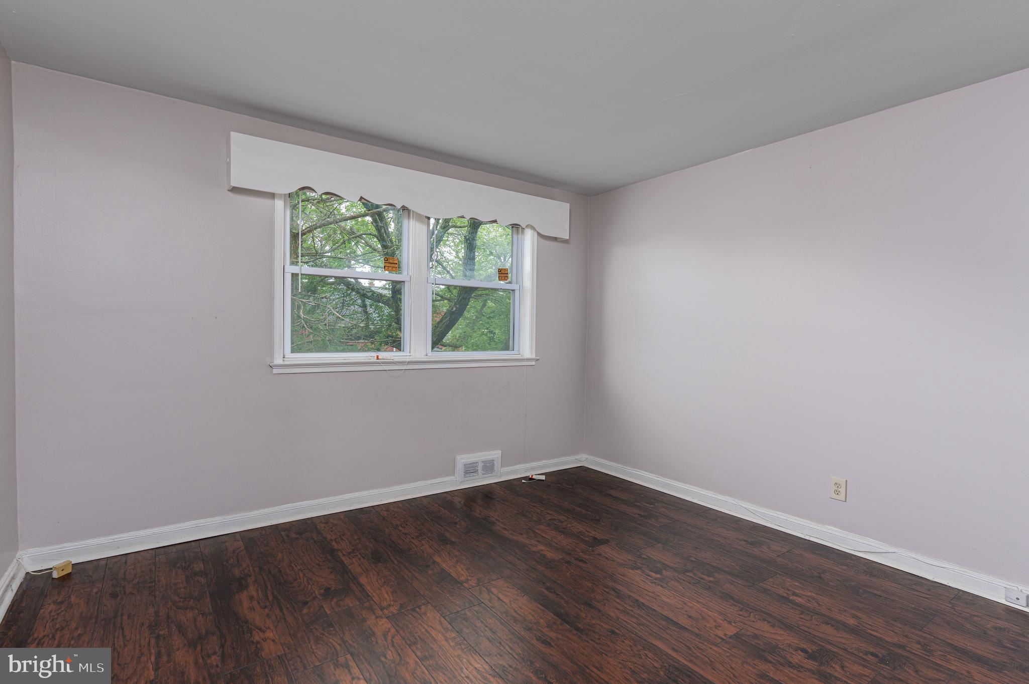 1706 Ingram Road Baltimore, MD 21239 - Photo 11 of 28