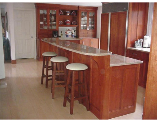 192 East Emerson Road Lexington, MA 02420 - Photo 11 of 16 a dining room with furniture and window