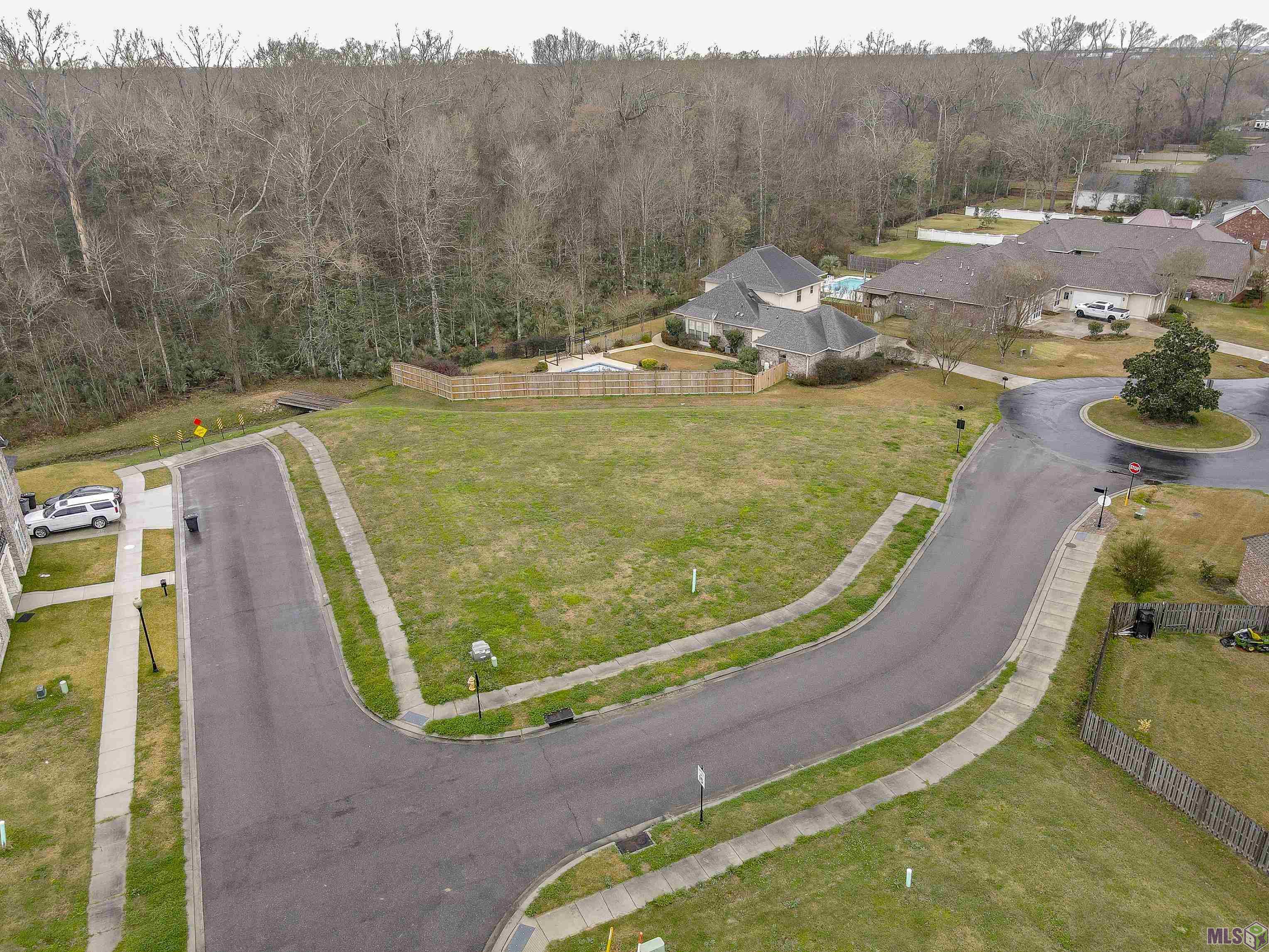 14144 Kimbleton Avenue St. George, LA 70817 - Photo 6 of 17