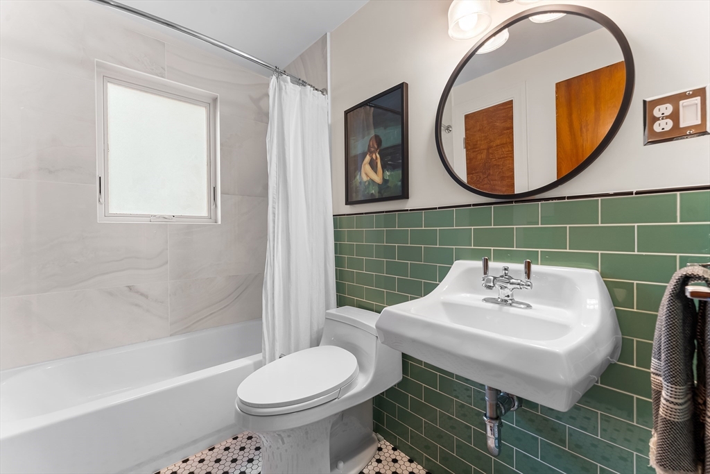 22 Yale Road Arlington, MA 02474 - Photo 13 of 22 Gallery Image 13