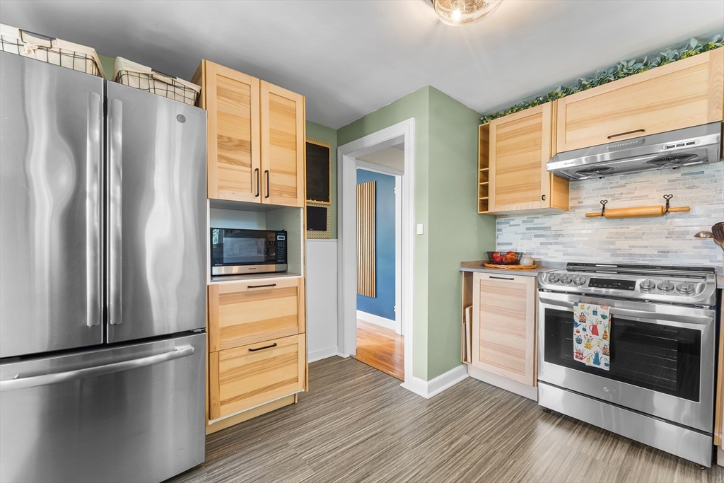 22 Yale Road Arlington, MA 02474 - Photo 9 of 22 Gallery Image 9