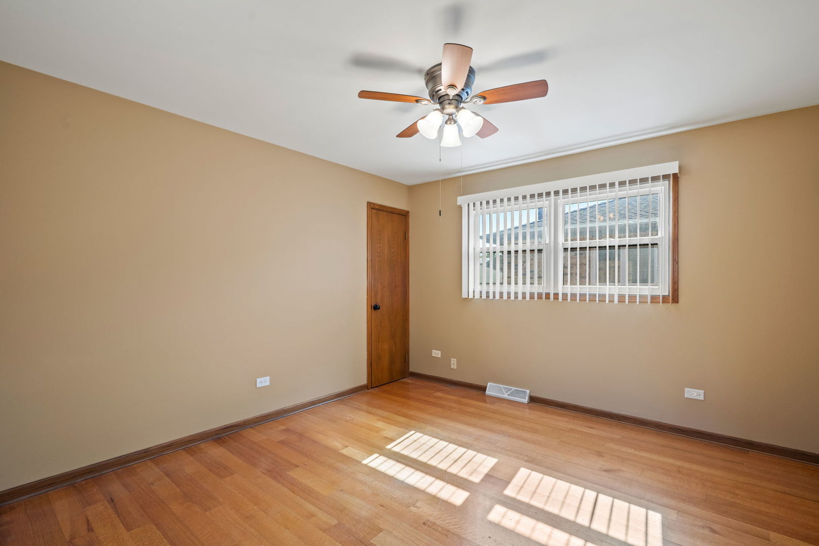 2333 North Trumbull Avenue River Grove, IL 60171 - Photo 13 of 17 a view of a livingroom with a window