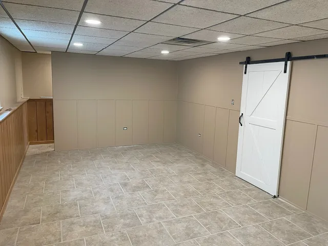 a view of empty room