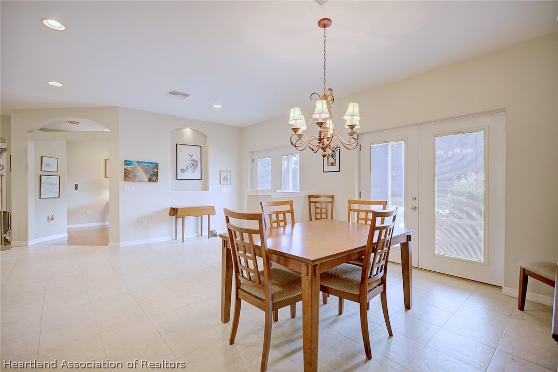 309 Cardinal Road Sebring, FL 33876 - Photo 10 of 50