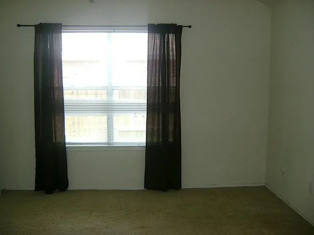 $2,000 | 14023 Concord Meadow Lane, Houston, TX 77047