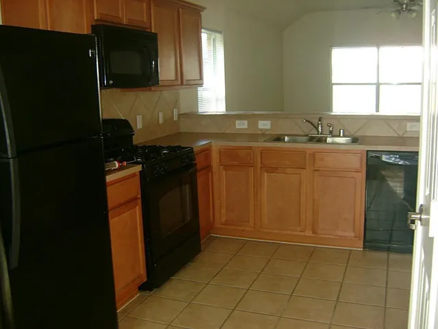 $2,000 | 14023 Concord Meadow Lane, Houston, TX 77047