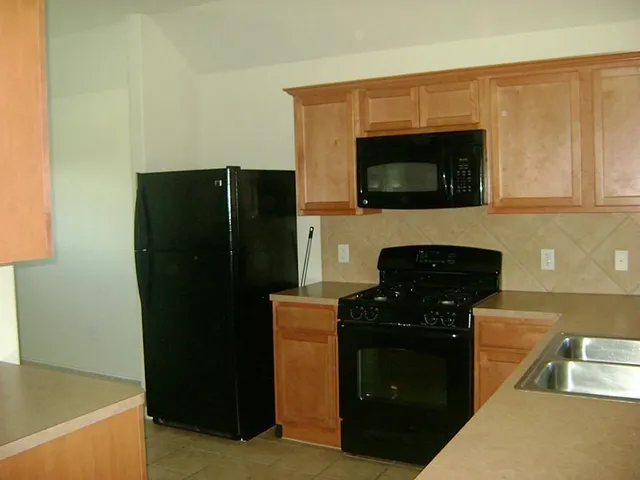 $2,000 | 14023 Concord Meadow Lane, Houston, TX 77047