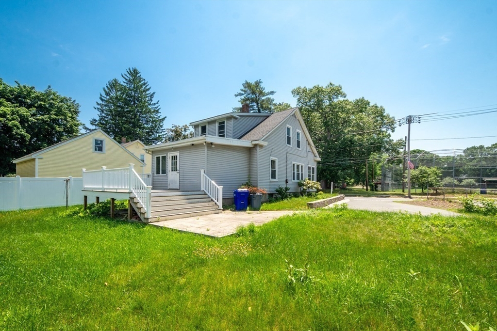 138 Great Road Maynard, MA 01754 - Photo 3 of 28 Gallery Image 3