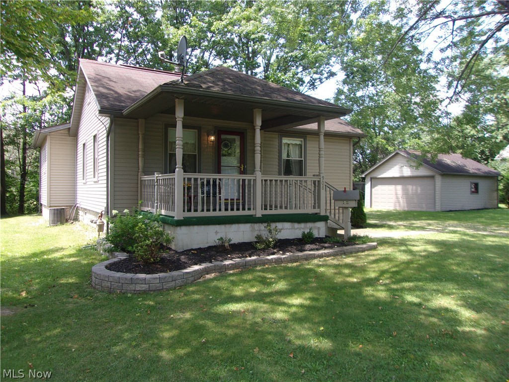 908 Keefer Road Girard, OH 44420 - Photo 1 of 32 Gallery Image 1