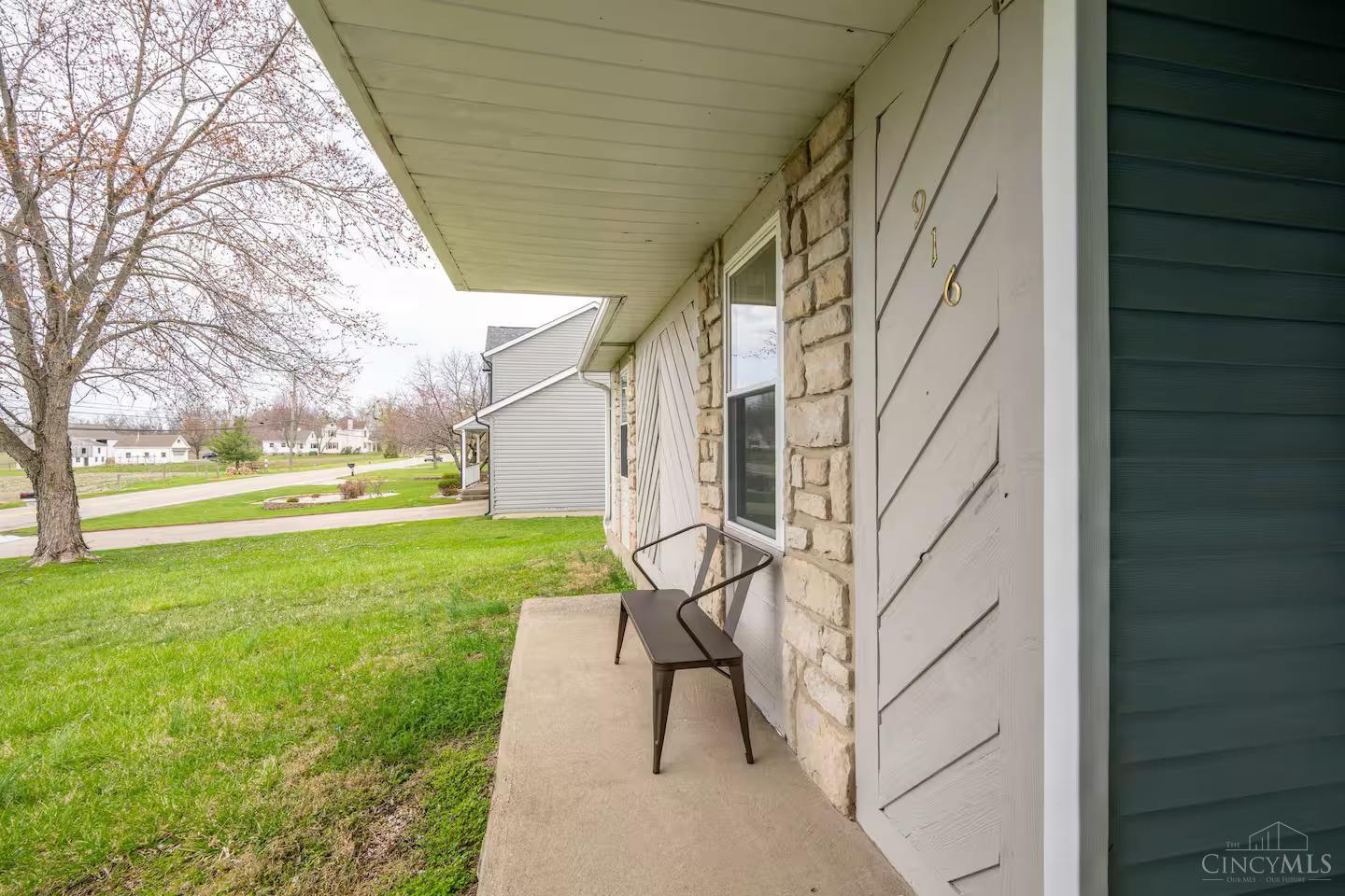 916 South Main Street Monroe, OH 45050 - Photo 6 of 34