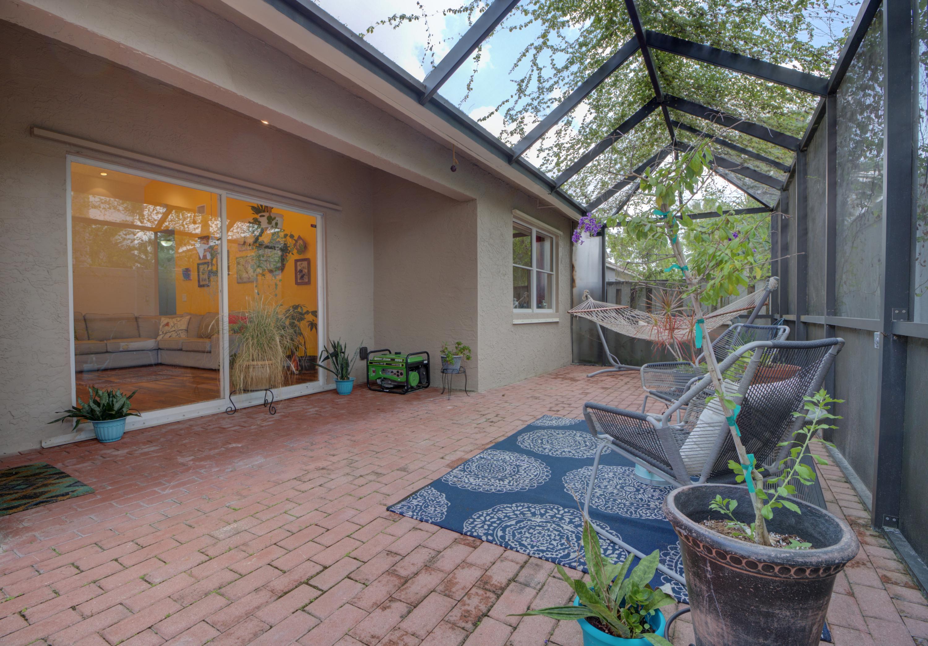 8570 Brody Way Boca Raton, FL 33433 - Photo 20 of 23 screen patio