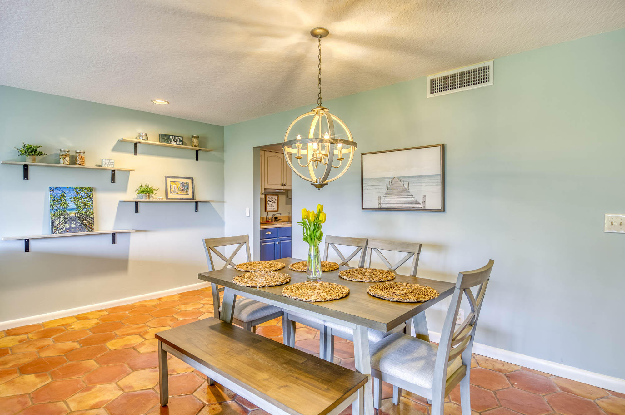 9170 Southeast Riverfront Terrace, Unit E Jupiter, FL 33469 - Photo 7 of 33 07