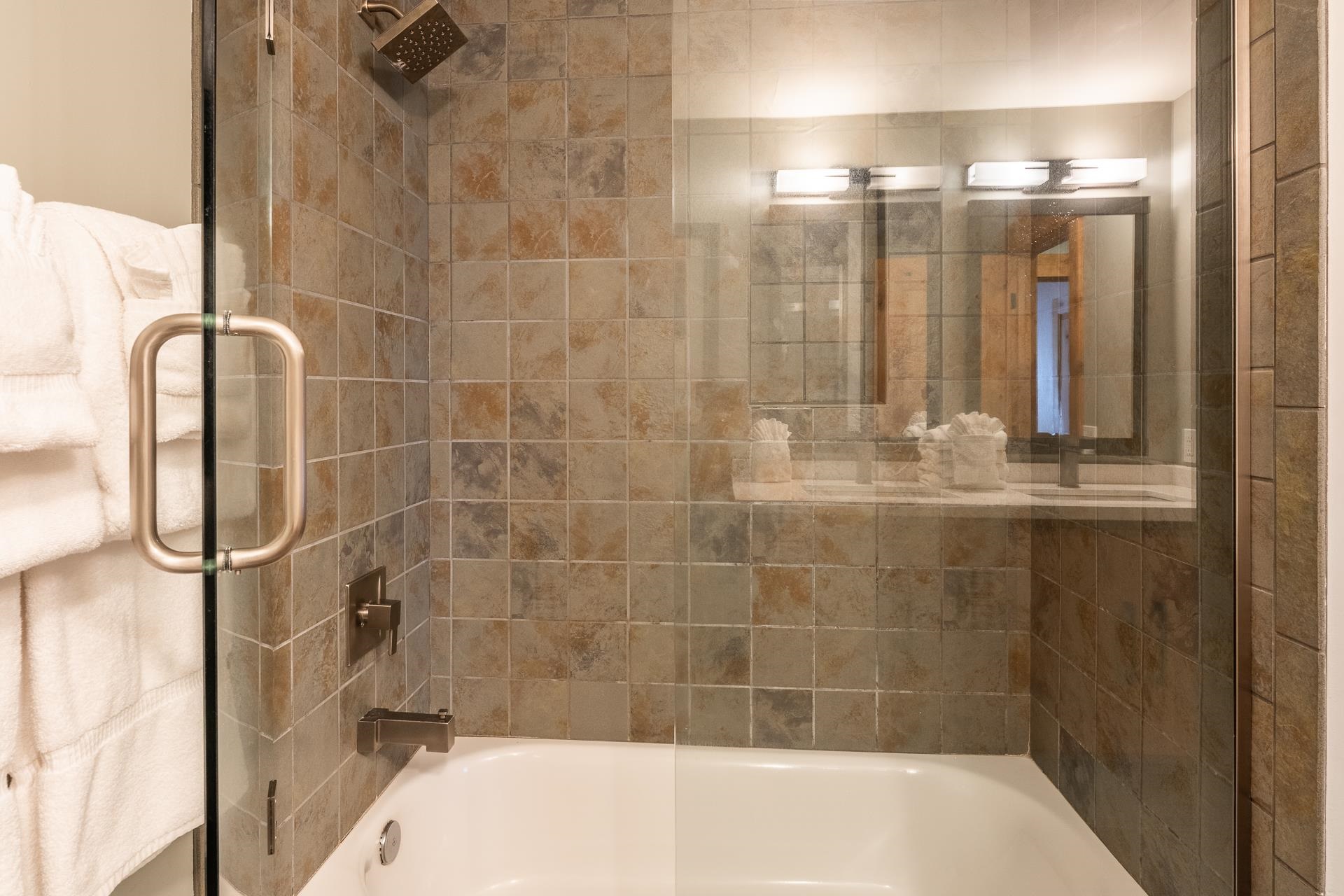 3252 Chateau Road, Unit 24 Mammoth Lakes, CA 93546 - Photo 32 of 55