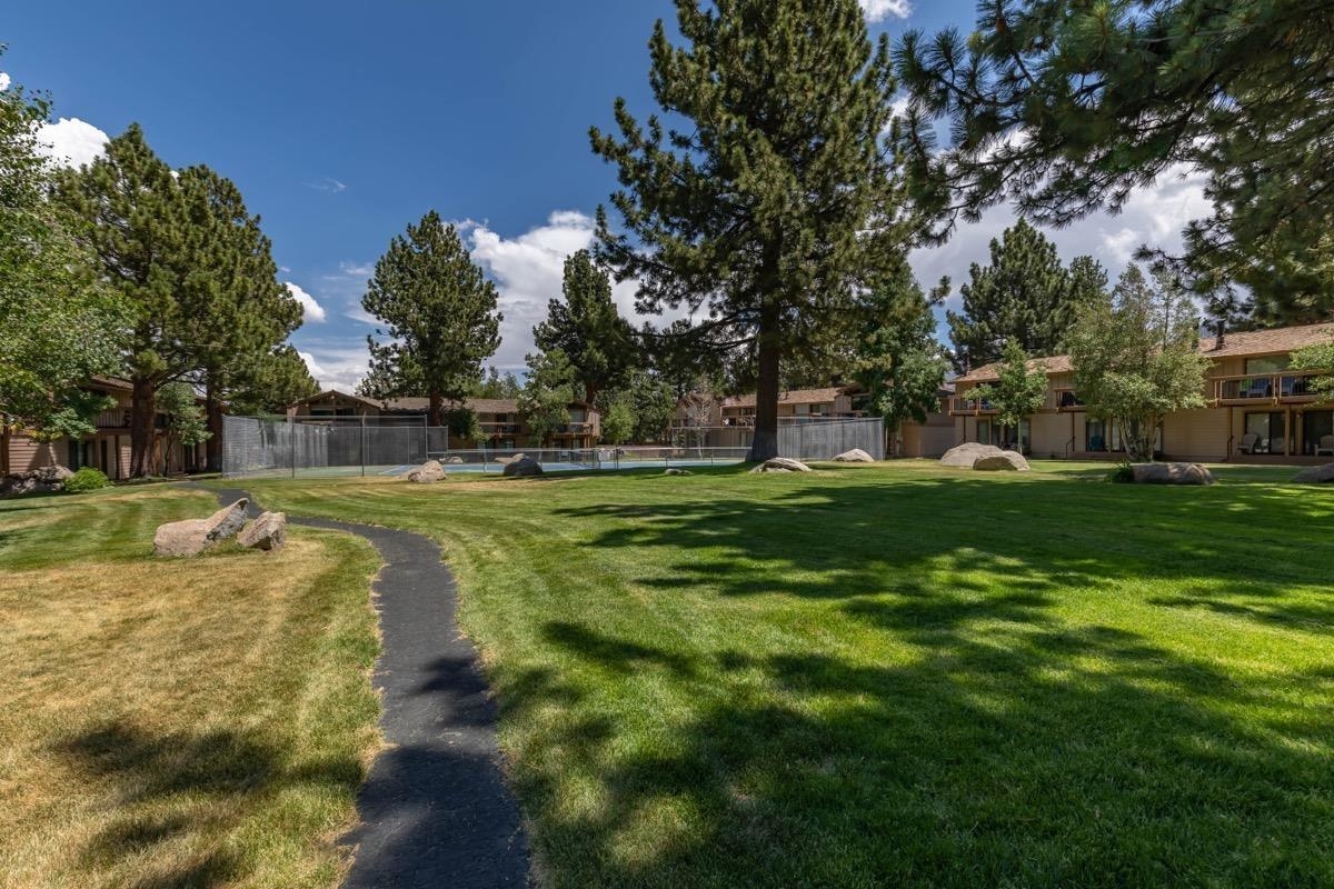 3252 Chateau Road, Unit 24 Mammoth Lakes, CA 93546 - Photo 51 of 55