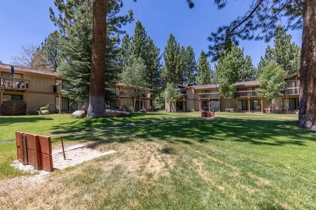 $879,000 | 3252 Chateau Road, Unit 24, Mammoth Lakes, CA 93546