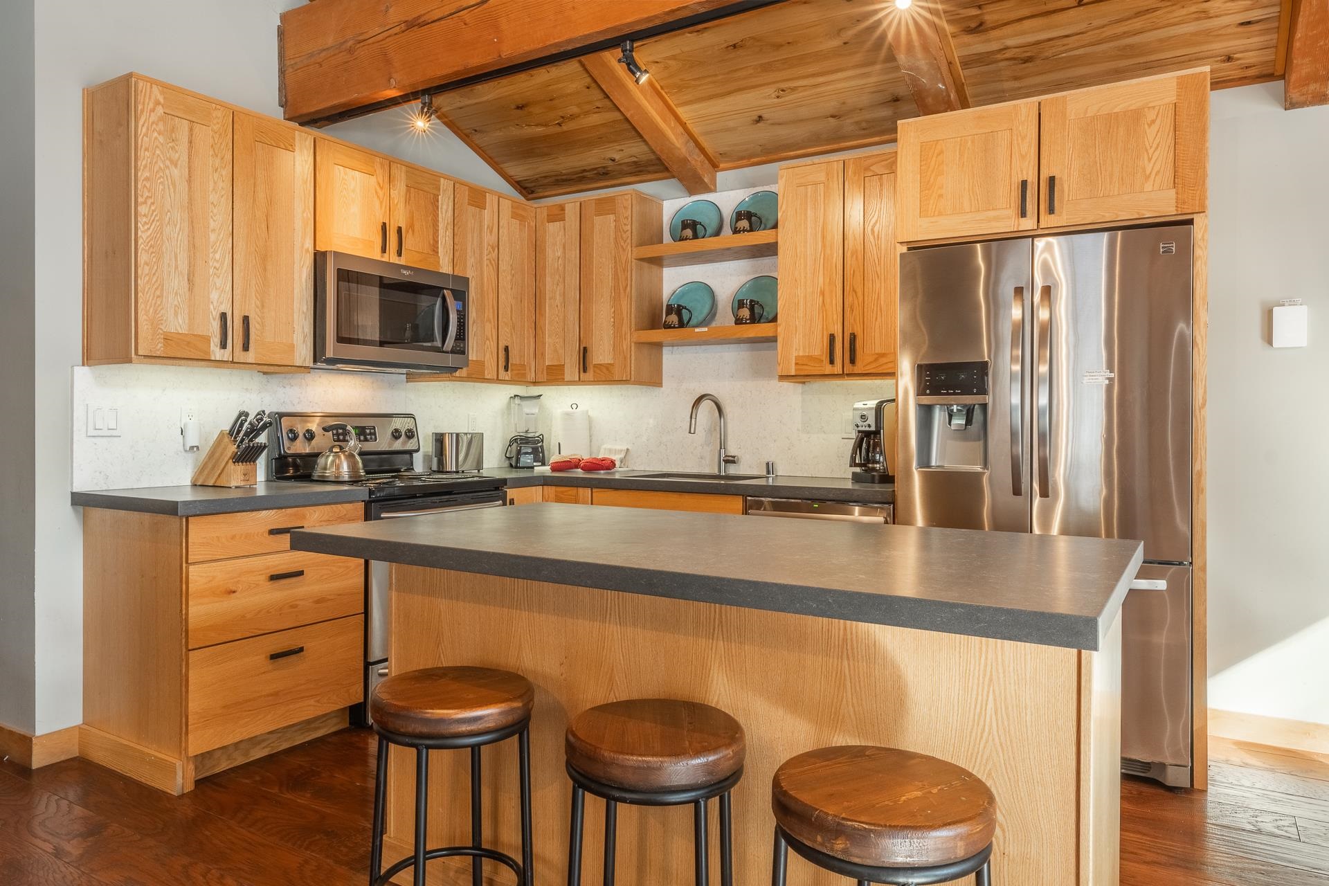 3252 Chateau Road, Unit 24 Mammoth Lakes, CA 93546 - Photo 8 of 55