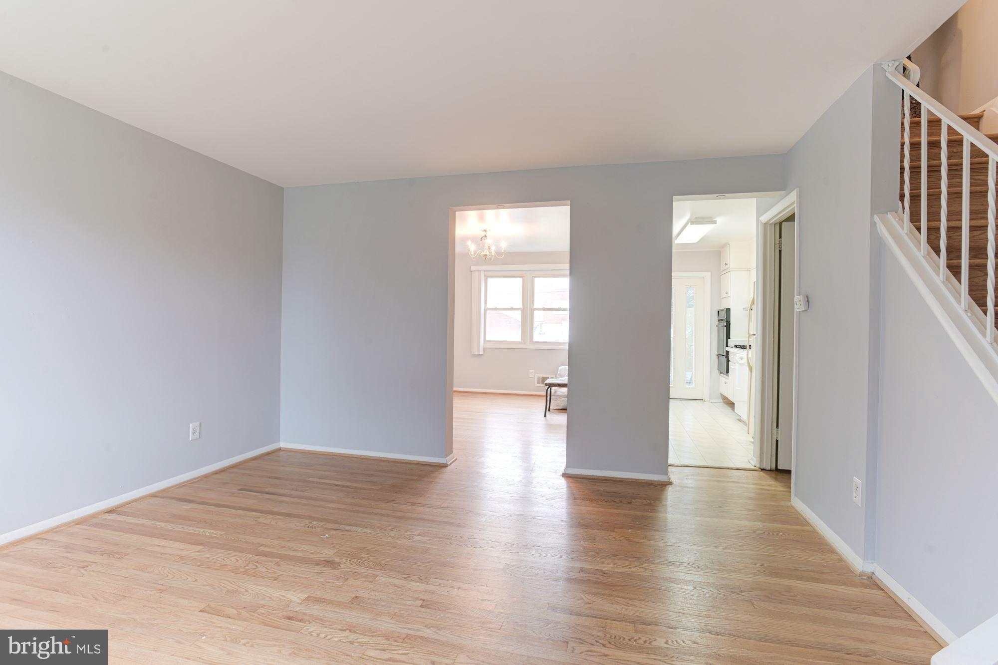 6953 Blanche Road Baltimore, MD 21215 - Photo 4 of 25 Living Room | Hardwood Floors