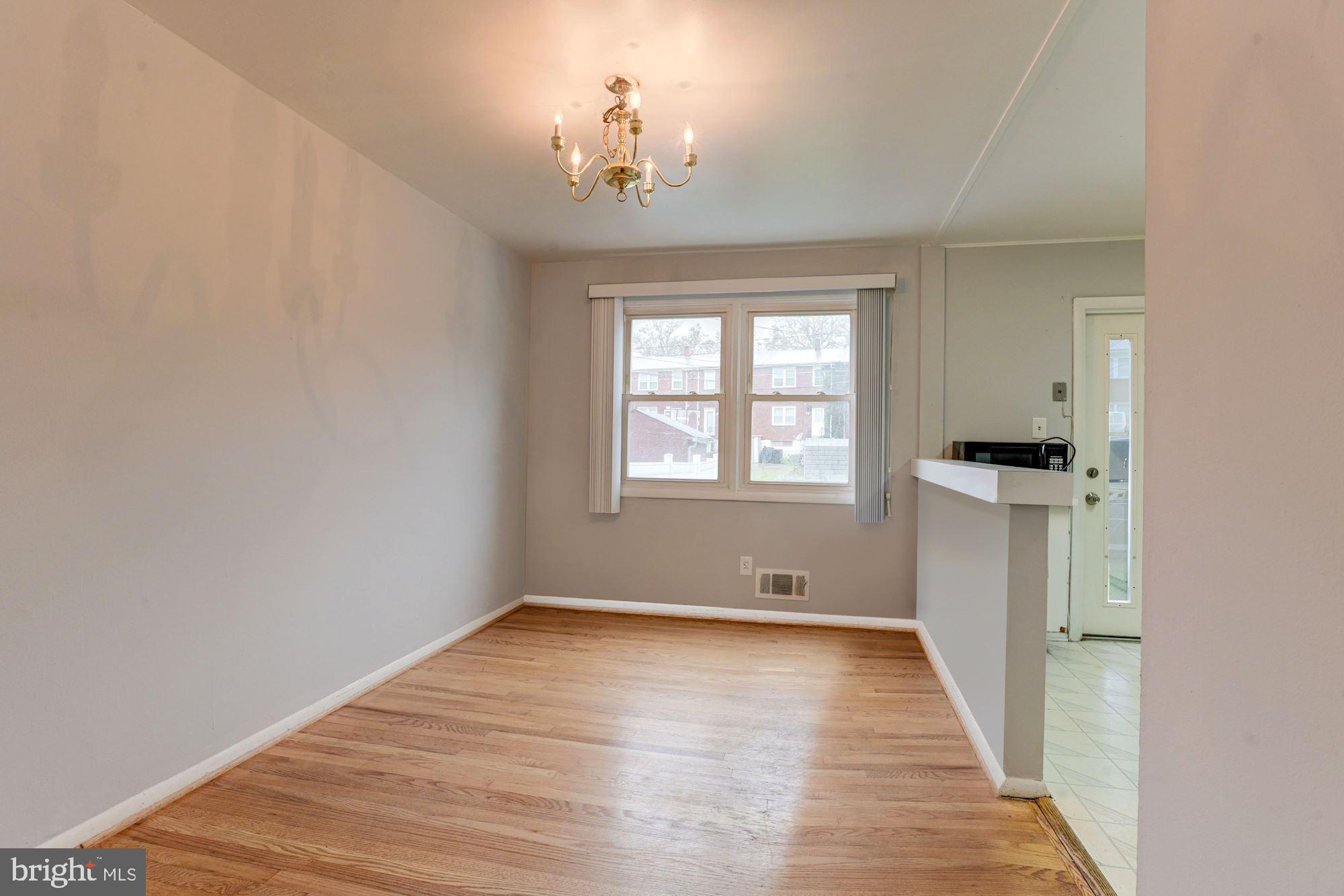 6953 Blanche Road Baltimore, MD 21215 - Photo 5 of 25 Dining Room | Hardwood Floors