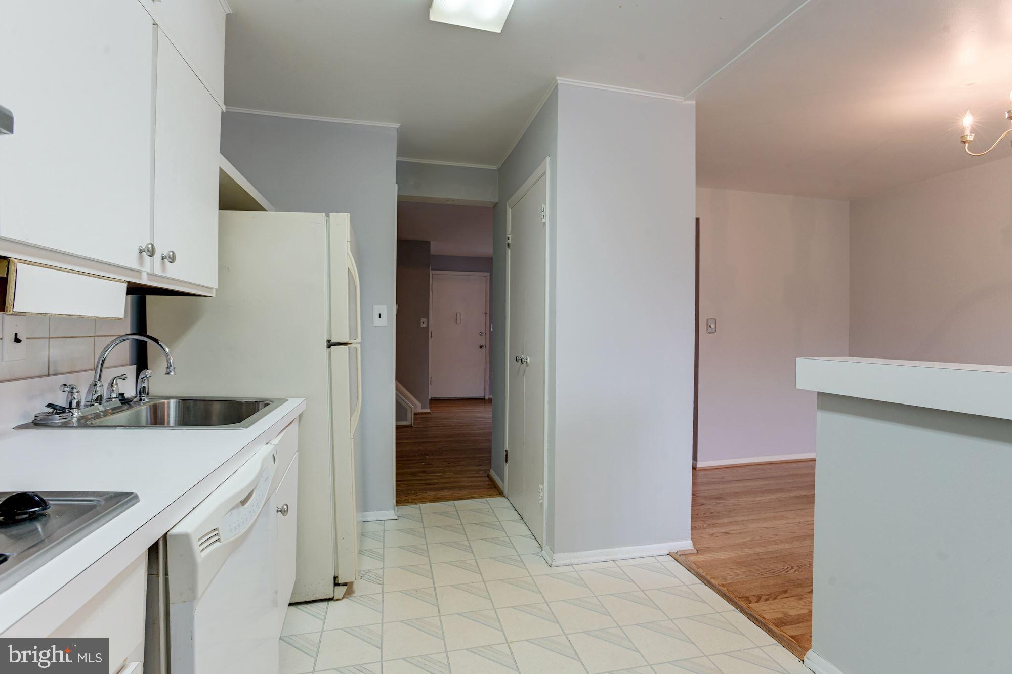 6953 Blanche Road Baltimore, MD 21215 - Photo 7 of 25 Kitchen