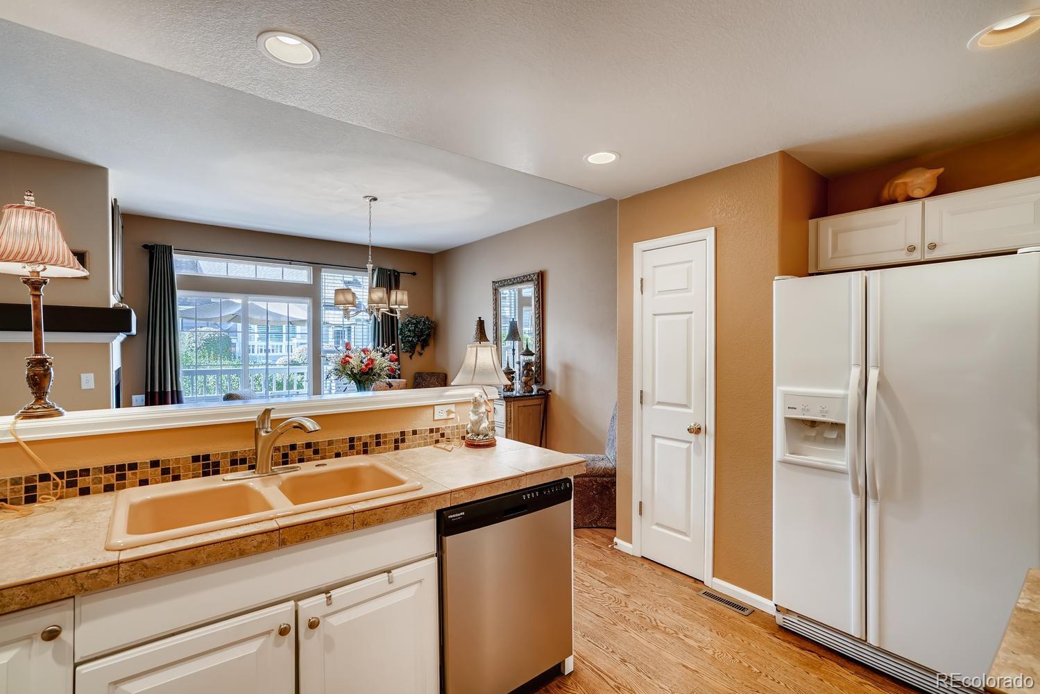 6132 Trailhead Road Highlands Ranch, CO 80130 - Photo 9 of 27