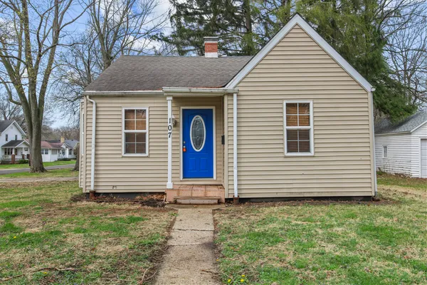 $189,900 | 107 South Draper Avenue, Champaign, IL 61821