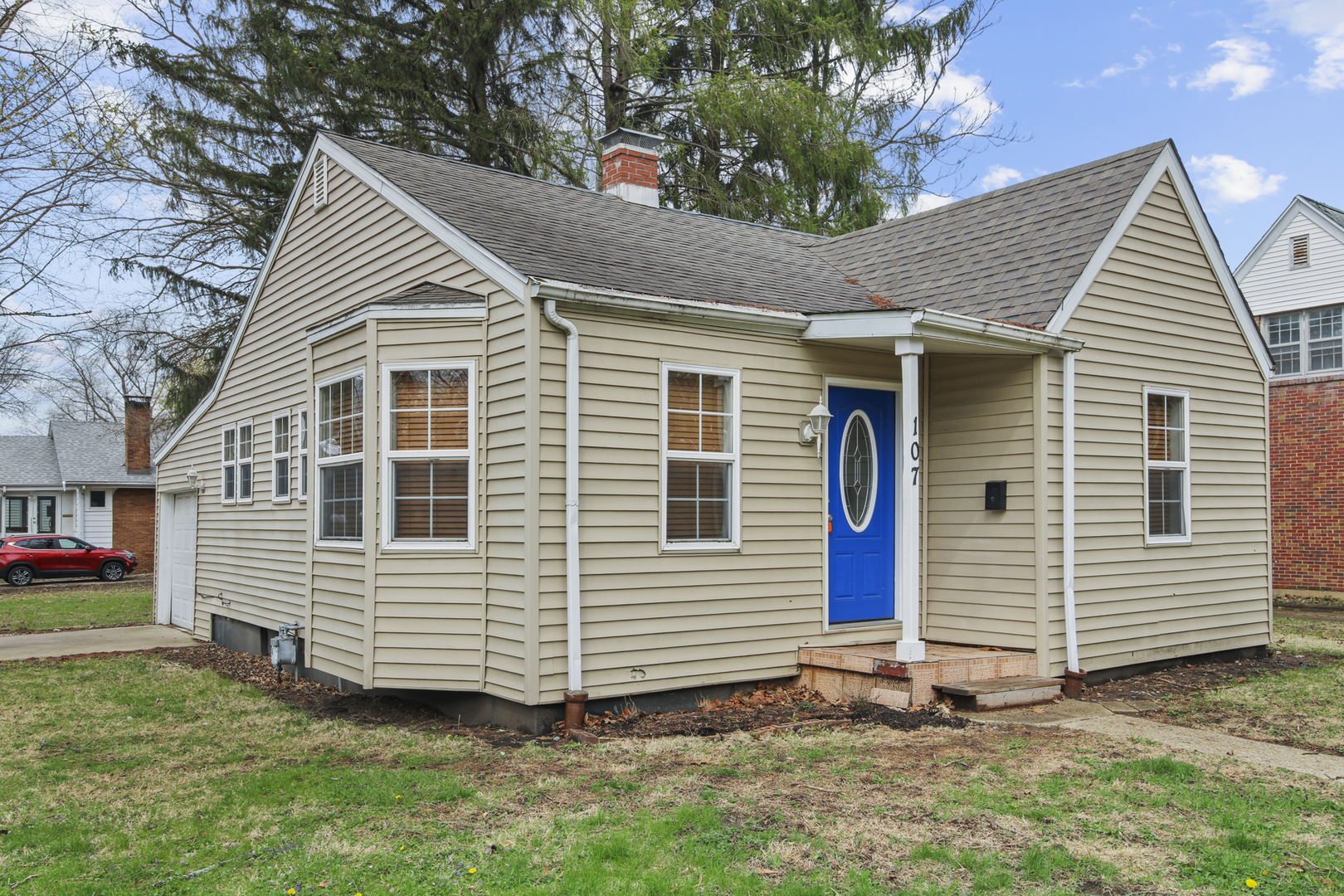 107 South Draper Avenue Champaign, IL 61821 - Photo 2 of 20