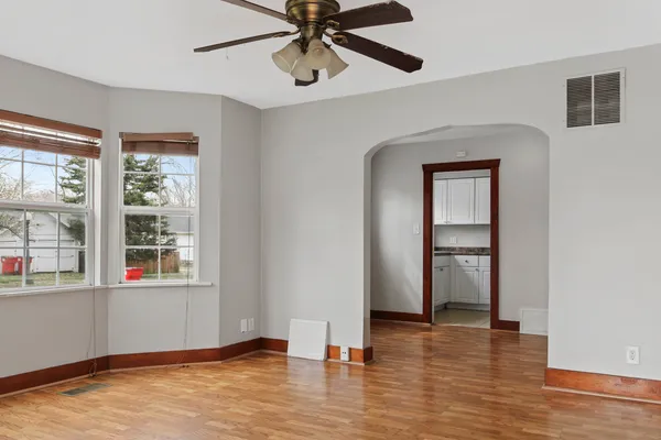 $189,900 | 107 South Draper Avenue, Champaign, IL 61821