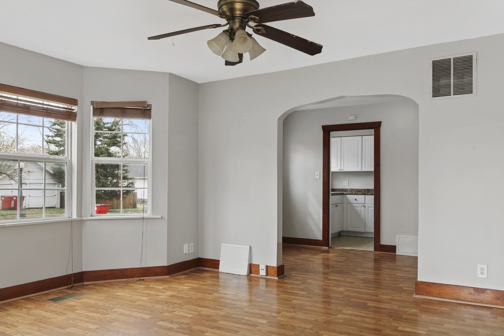 107 South Draper Avenue Champaign, IL 61821 - Photo 4 of 20