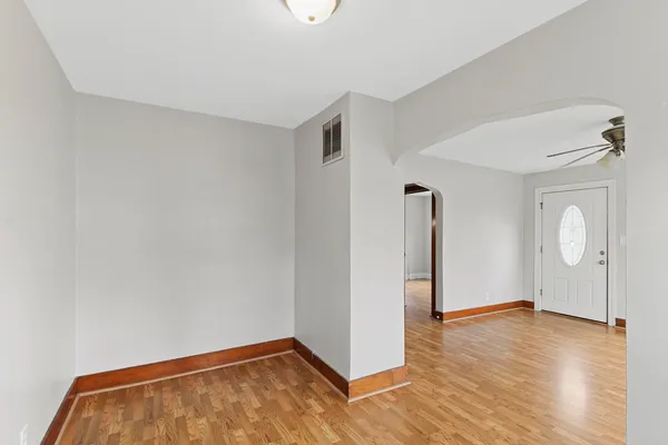 $189,900 | 107 South Draper Avenue, Champaign, IL 61821
